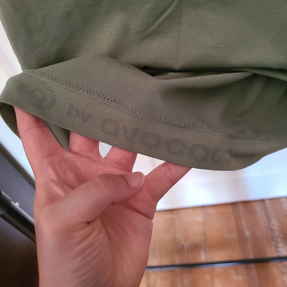 NWT Avocado As You Are Cropped Workout Tank Top in Olive Size Large Made in USA - Picture 4 of 5